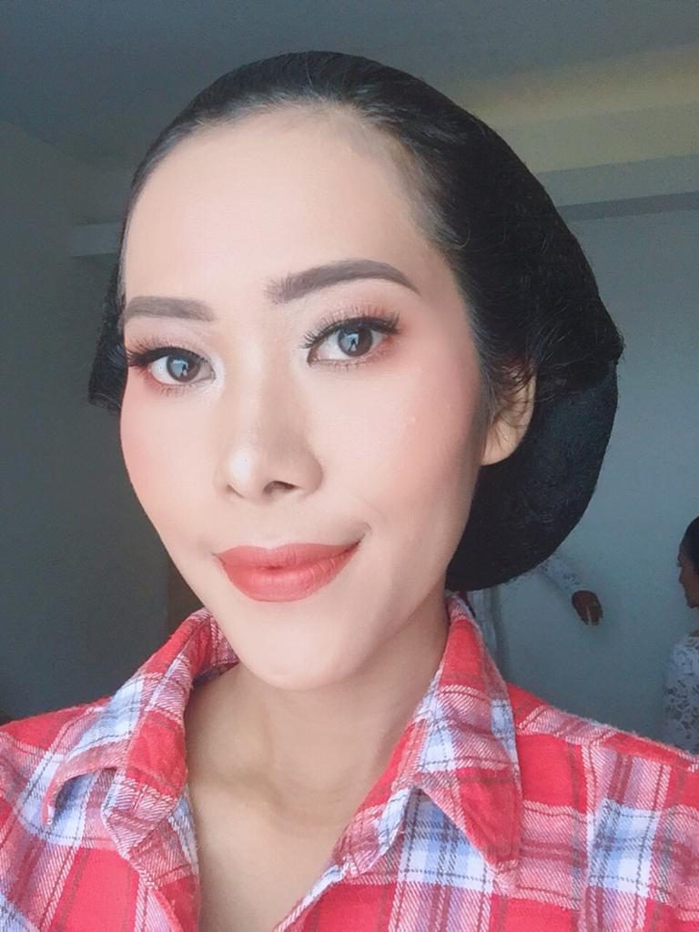 Clara Ima Fitria, S.I.Kom.